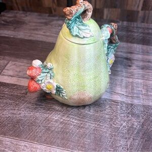 Green Pear-Shaped Ceramic Strawberry Teapot